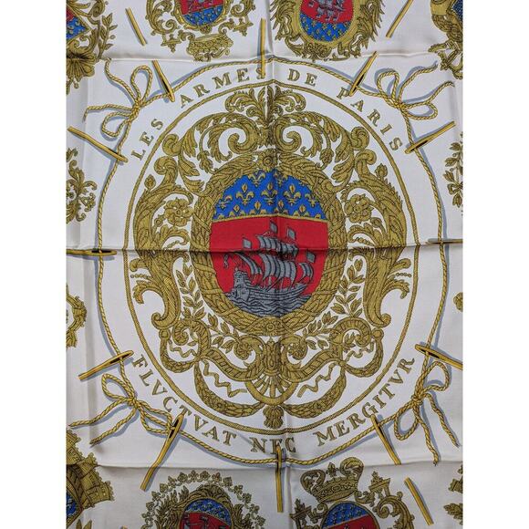 Vintage HERMÈS "Les Armes de Paris" by Hugo Grygkar 1954 Rare Silk Scarf 34"inch - Picture 3 of 6